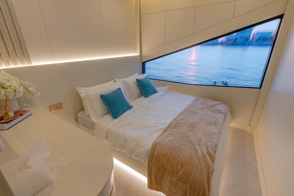 Celestia – yacht rental at Yas Marina (8)