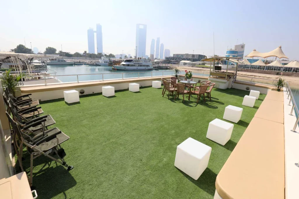 Saltwater 75 – yacht rental in Abu Dhabi (4)