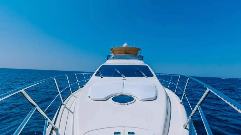 Sea Falcon 55 – yacht rental in Abu Dhabi (2)